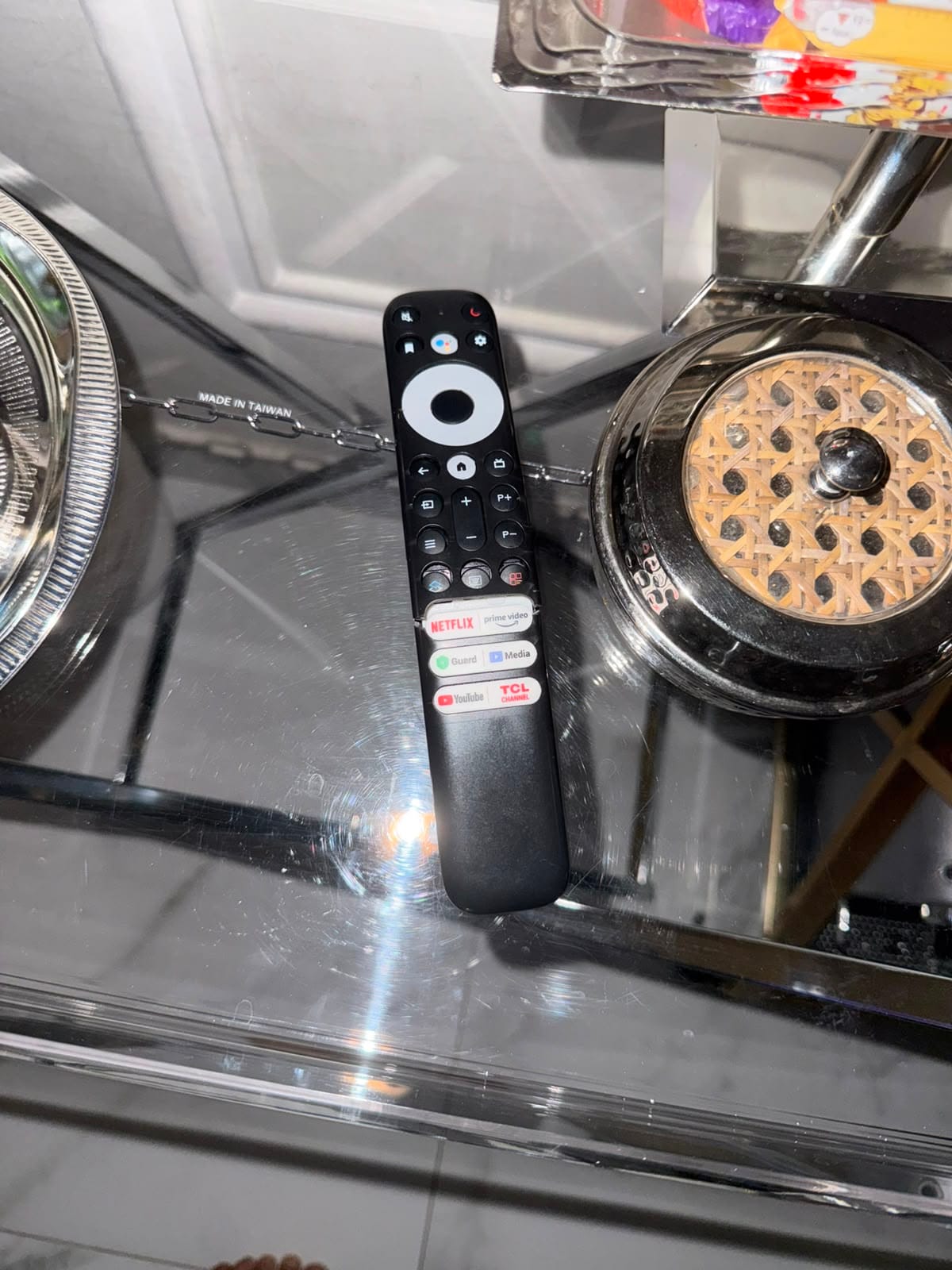 ريموت تلفزيون TCL في الكويت