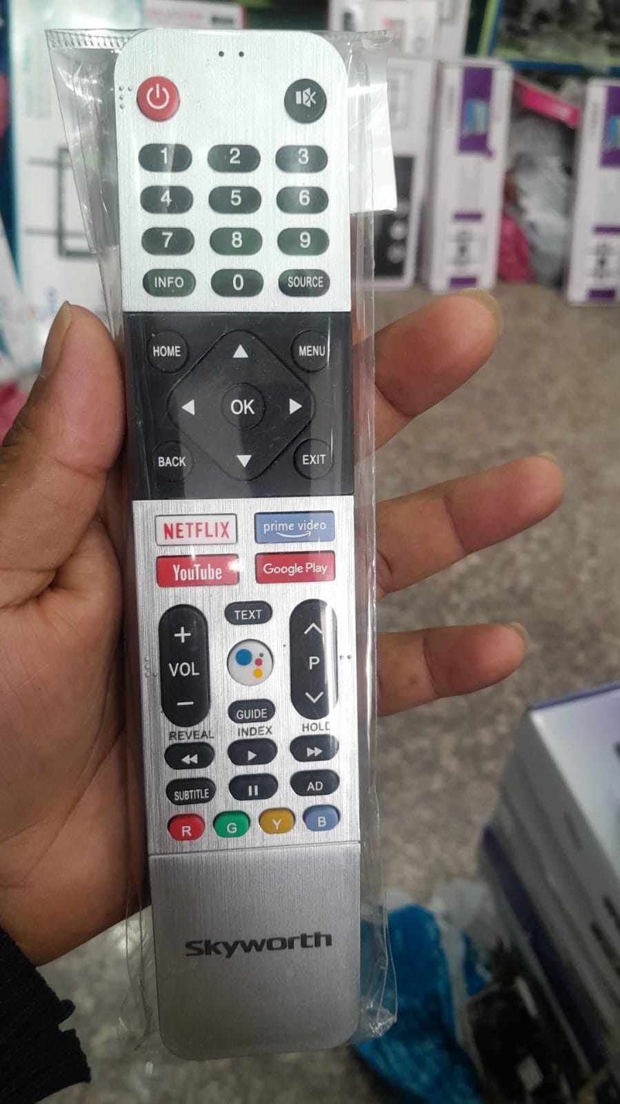 ريموت تلفزيون Skyworth سكاي وورث في الكويت